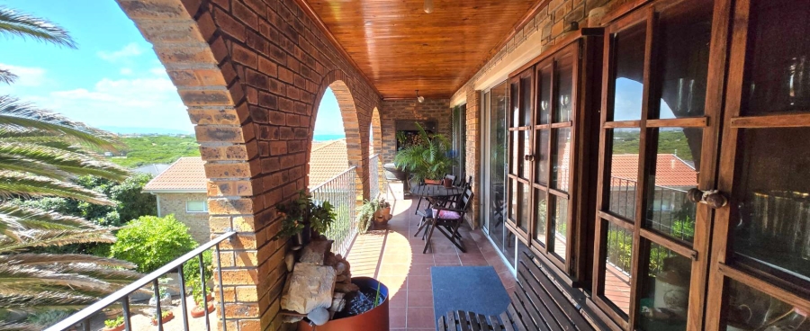 3 Bedroom Property for Sale in Kleinbaai Western Cape